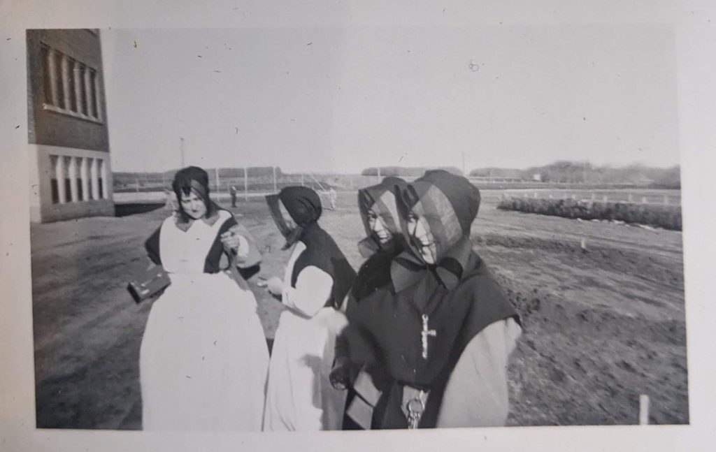 Nuns in front of Blue Quills, 1951. PR1973.0248/864 from The Provincial Archives of Alberta, Open Copyright.