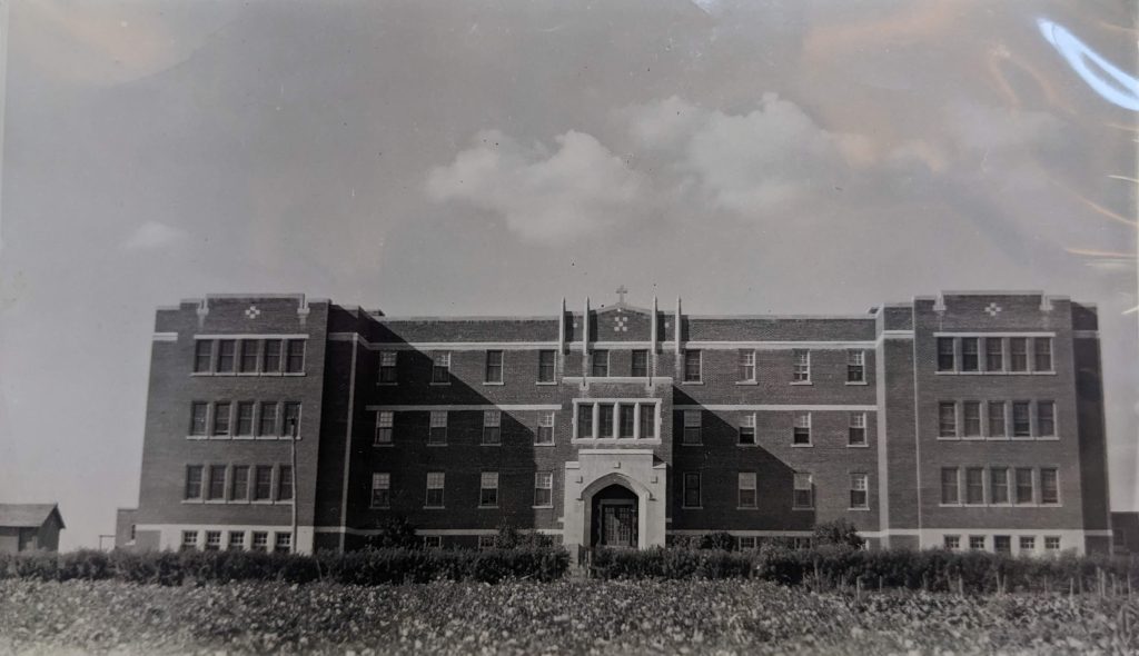 The exterior of Blue Quills, between 1938-1949. PR1973.0248/871  from The Provincial Archives of Alberta, Open Copyright.